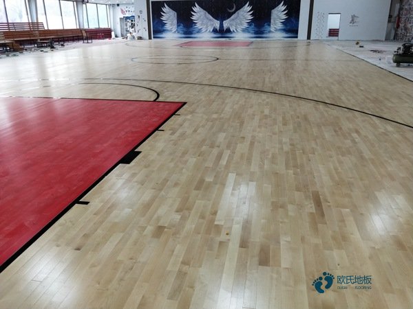 硬木企口NBA篮球场木地板单层龙骨结构